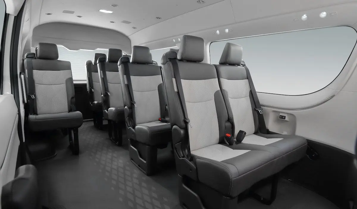 Hiace de la flota Turiexpress